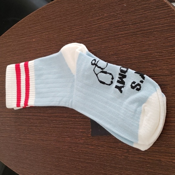 Please Do Not Disturb Grey's Anatomy is On Crew Socks Blue w/Red & White Stripes - Picture 4 of 6